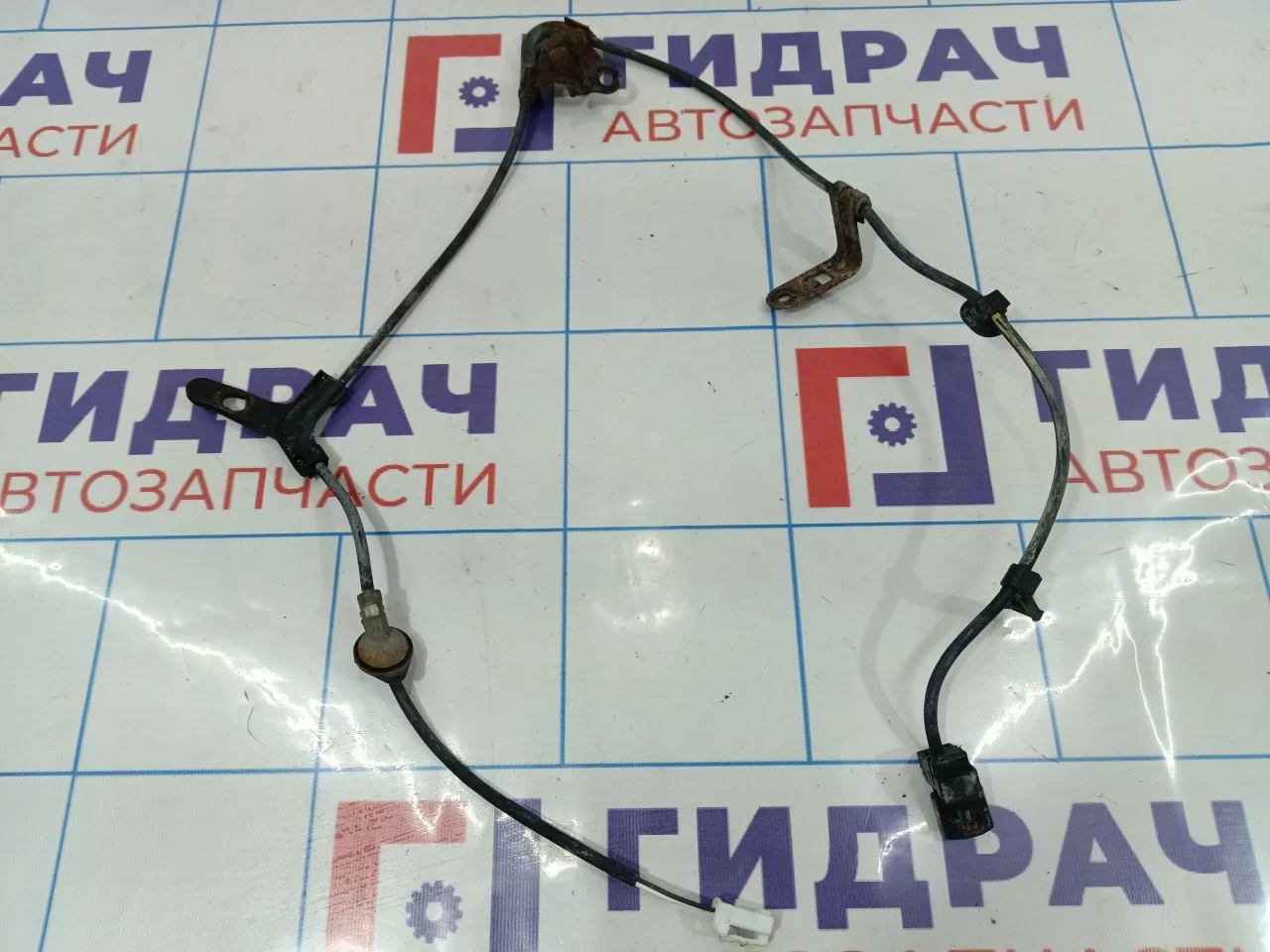 Провод датчика ABS заднего правого Toyota Corolla (E120) 89516-12020